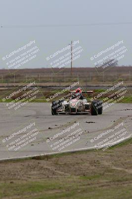 media/Jan-15-2023-CalClub SCCA (Sun) [[40bbac7715]]/Group 2/Qualifying (Sweeper)/